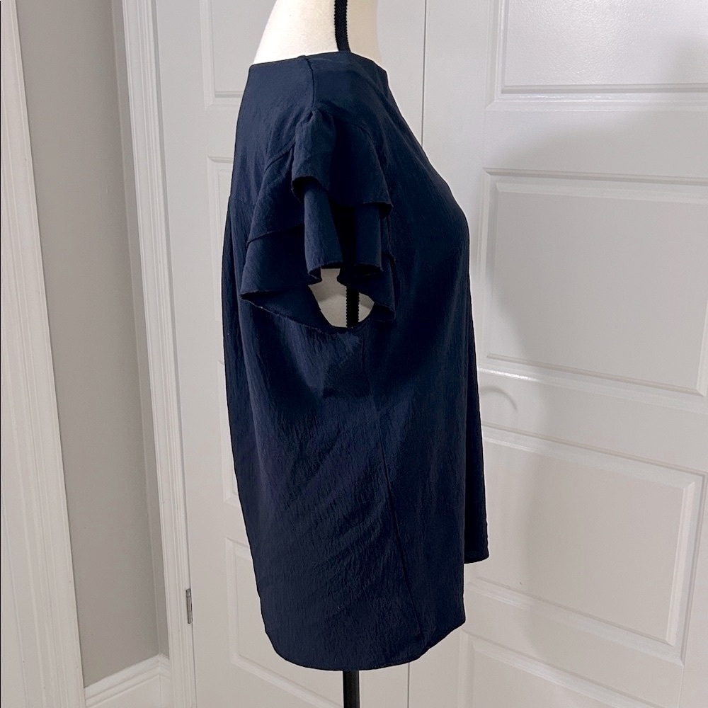 Blooming Jelly Chic Elegant Women’s Navy V-Neck Blouse with Ruffle Sleeves Sz L - Picture 7 of 9